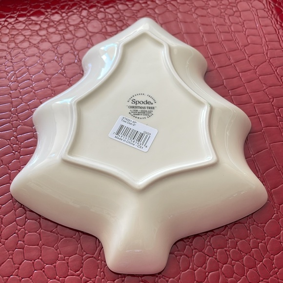 Spode Bone/Green/Yellow Multi Color "Christmas Tree" 9" Chtistmas Tree Dish - Picture 7 of 7